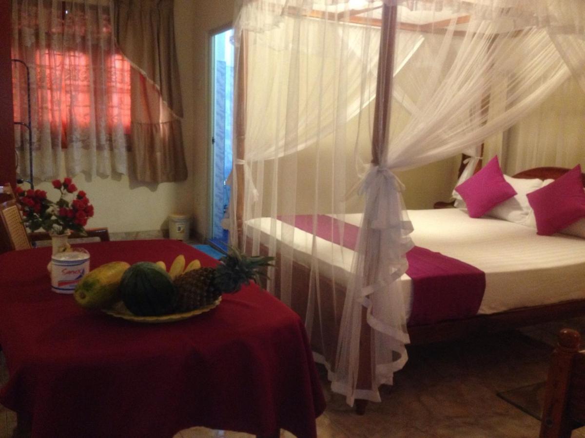 Jaya Home Stay 坦加拉 外观 照片
